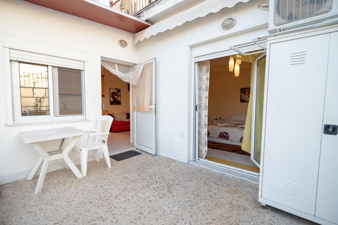Attica Train Station 1 Bedroom 4 Pers Apartment Athens Luaran gambar