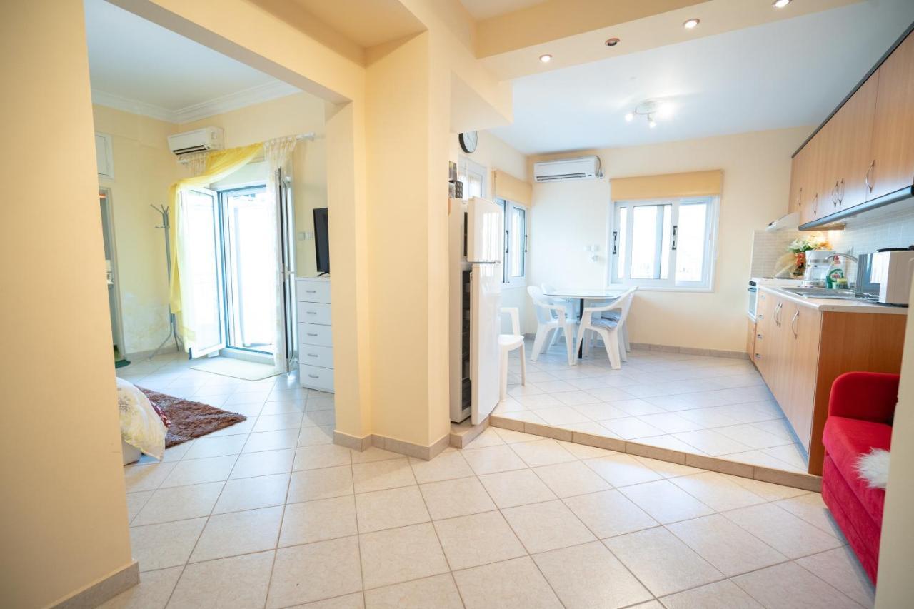Attica Train Station 1 Bedroom 4 Pers Apartment Athens Luaran gambar